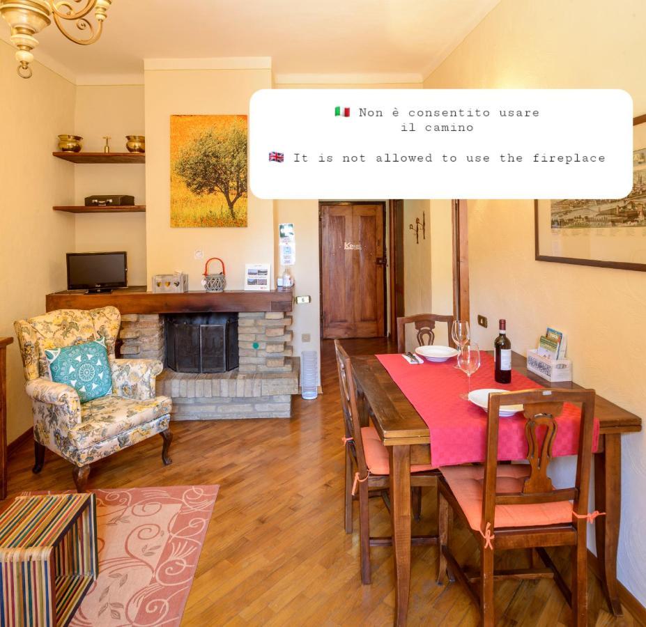 Sangi Studio Apartment - With Amazing View Of The Duomo San Gimignano Exteriör bild